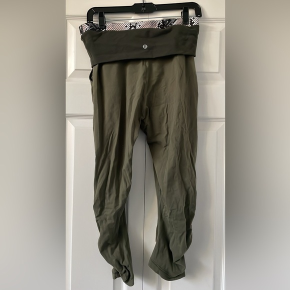 Lululemon crop leggings - Picture 4 of 6